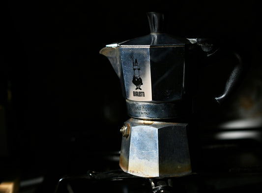 The Moka Stovetop Pot - Why We Recommend Using Hot Water